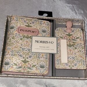 Morris & Co. Floral Passport Cover and Luggage Tag Set Bnib TL m